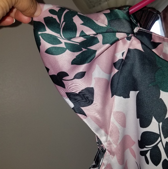 Blouse - Picture 3 of 4